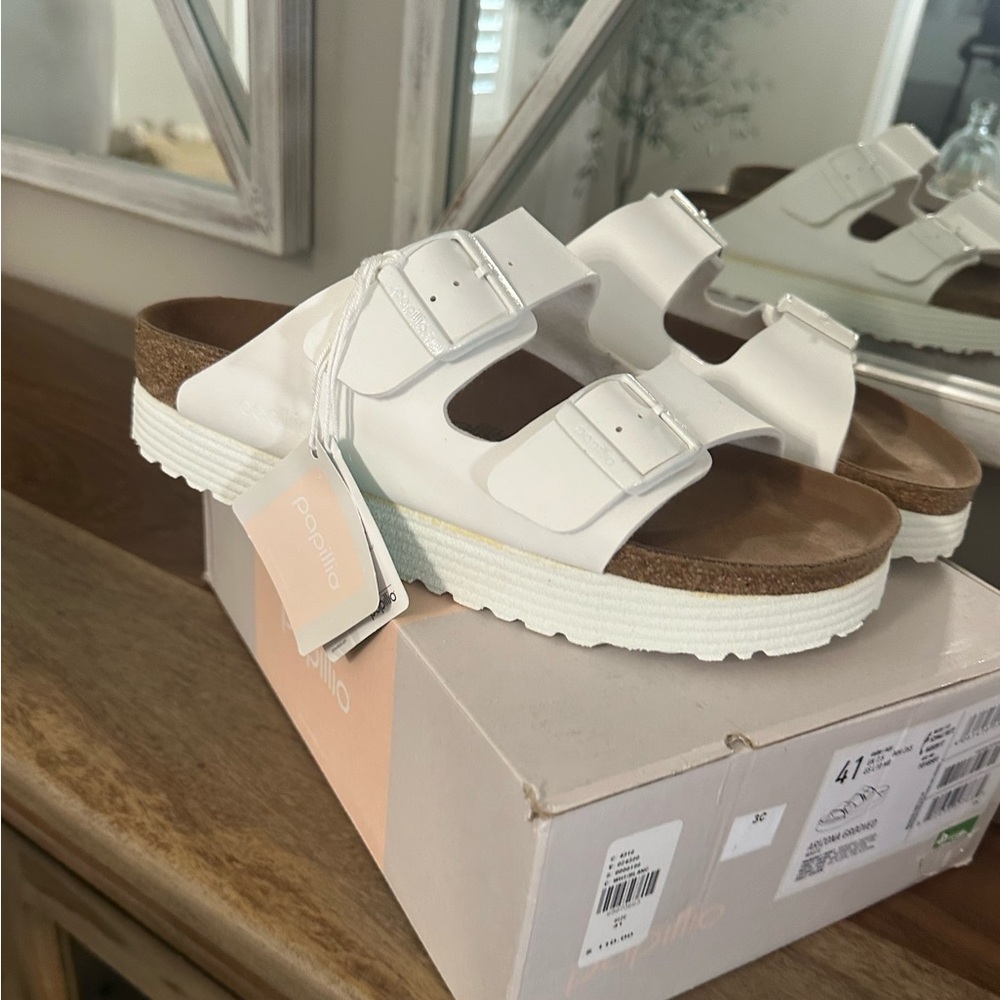 Birkenstock Papillio Arizona Grooved in White size 41